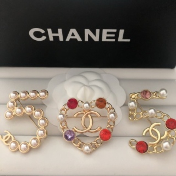 BROOCHES - Picture 9 of 16